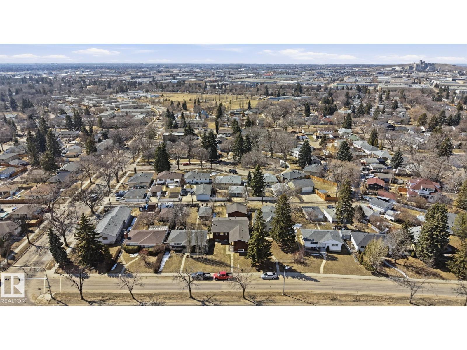 12340 St Albert Tr Nw, Edmonton, AB