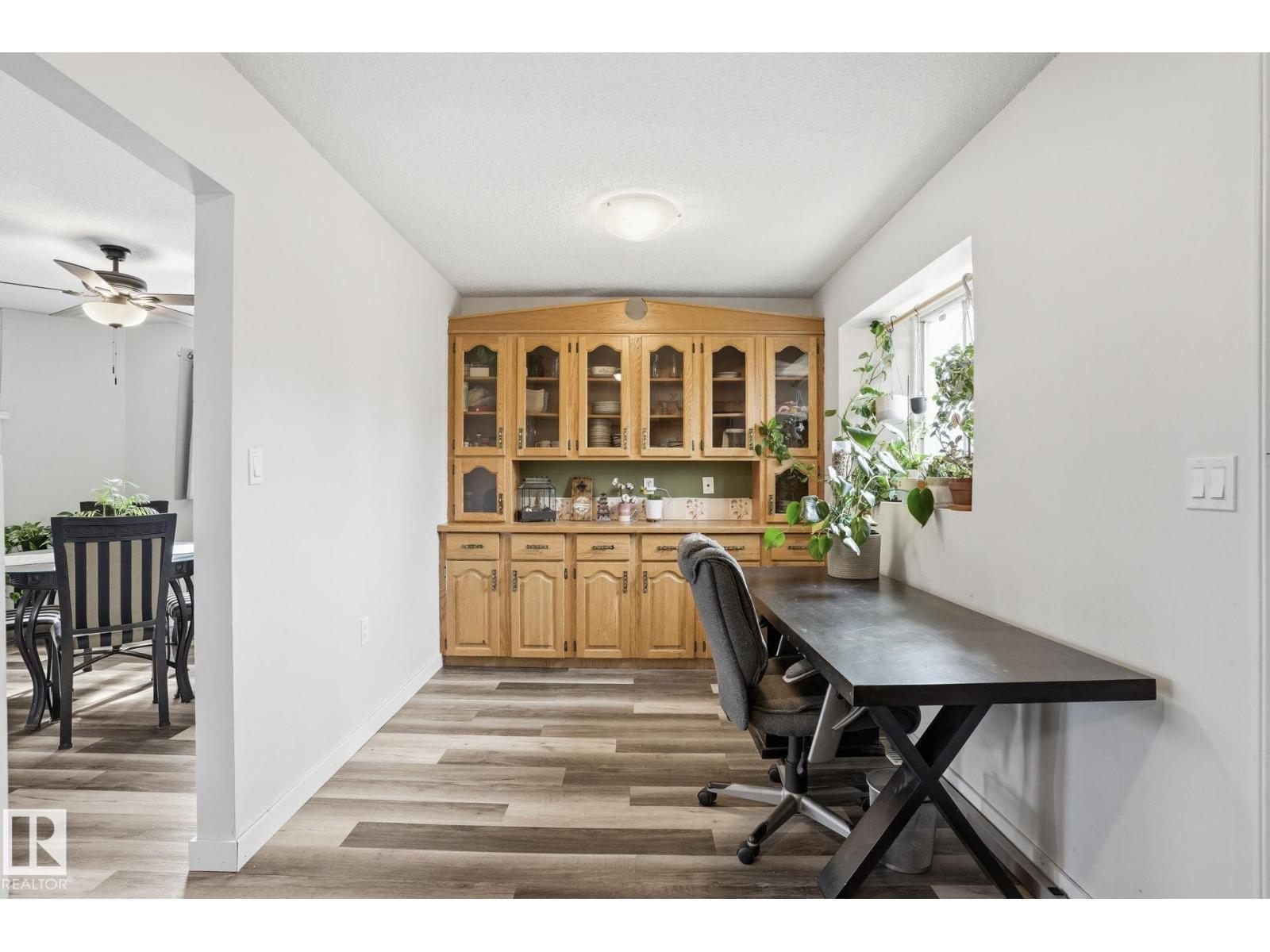 12340 St Albert Tr Nw, Edmonton, AB