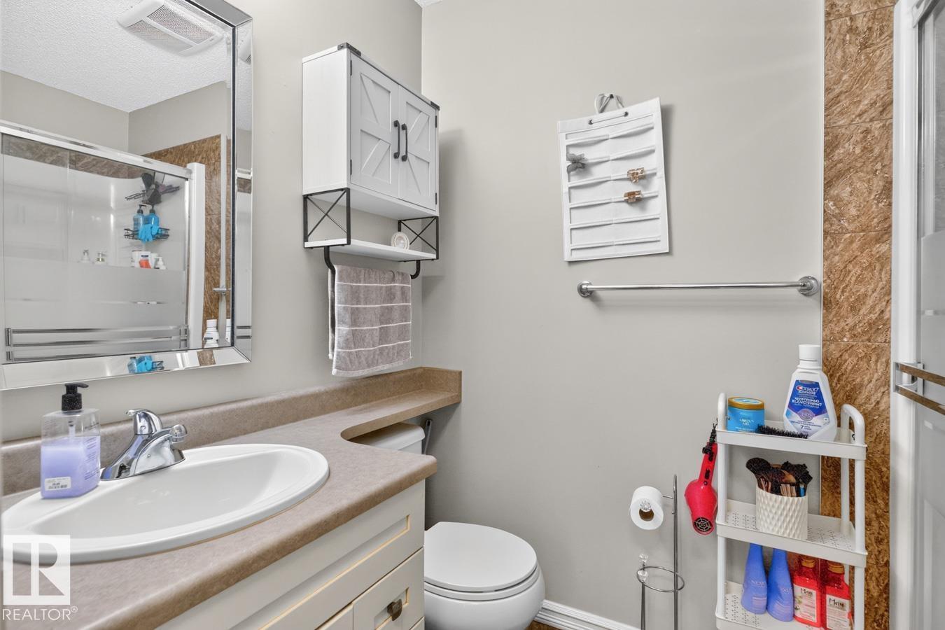 #103 2203 44 Av Nw, Edmonton, AB
