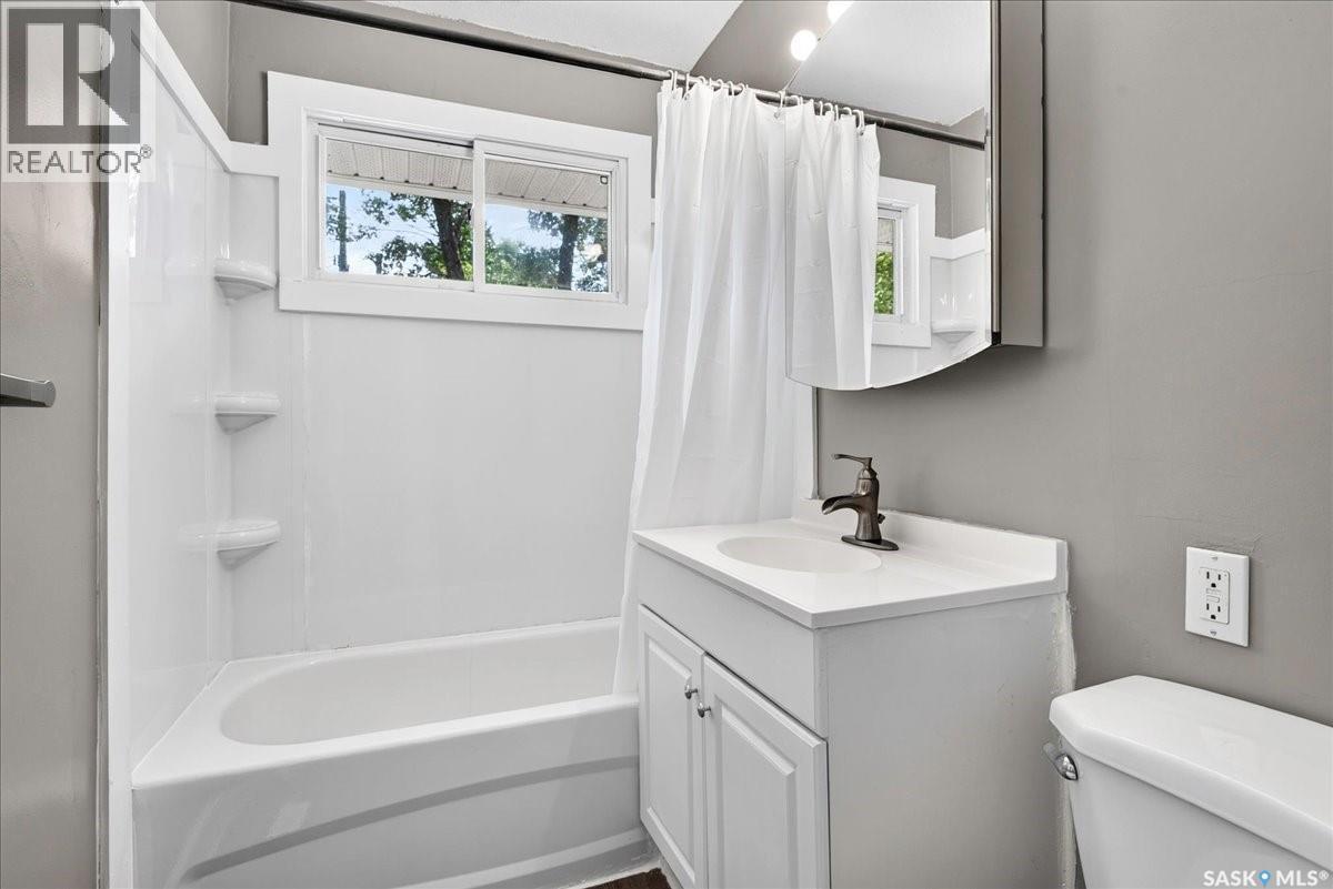1837 Grant Drive, Regina, SK