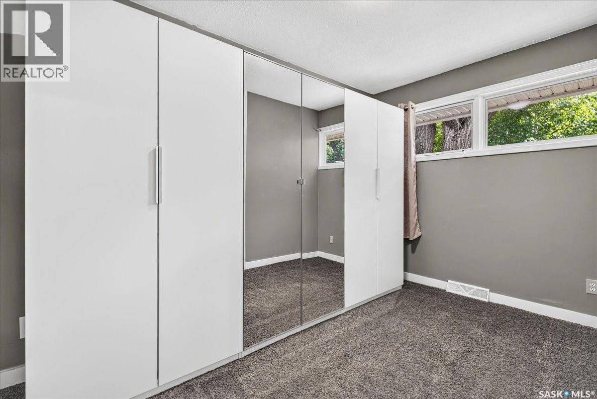 1837 Grant Drive, Regina, SK