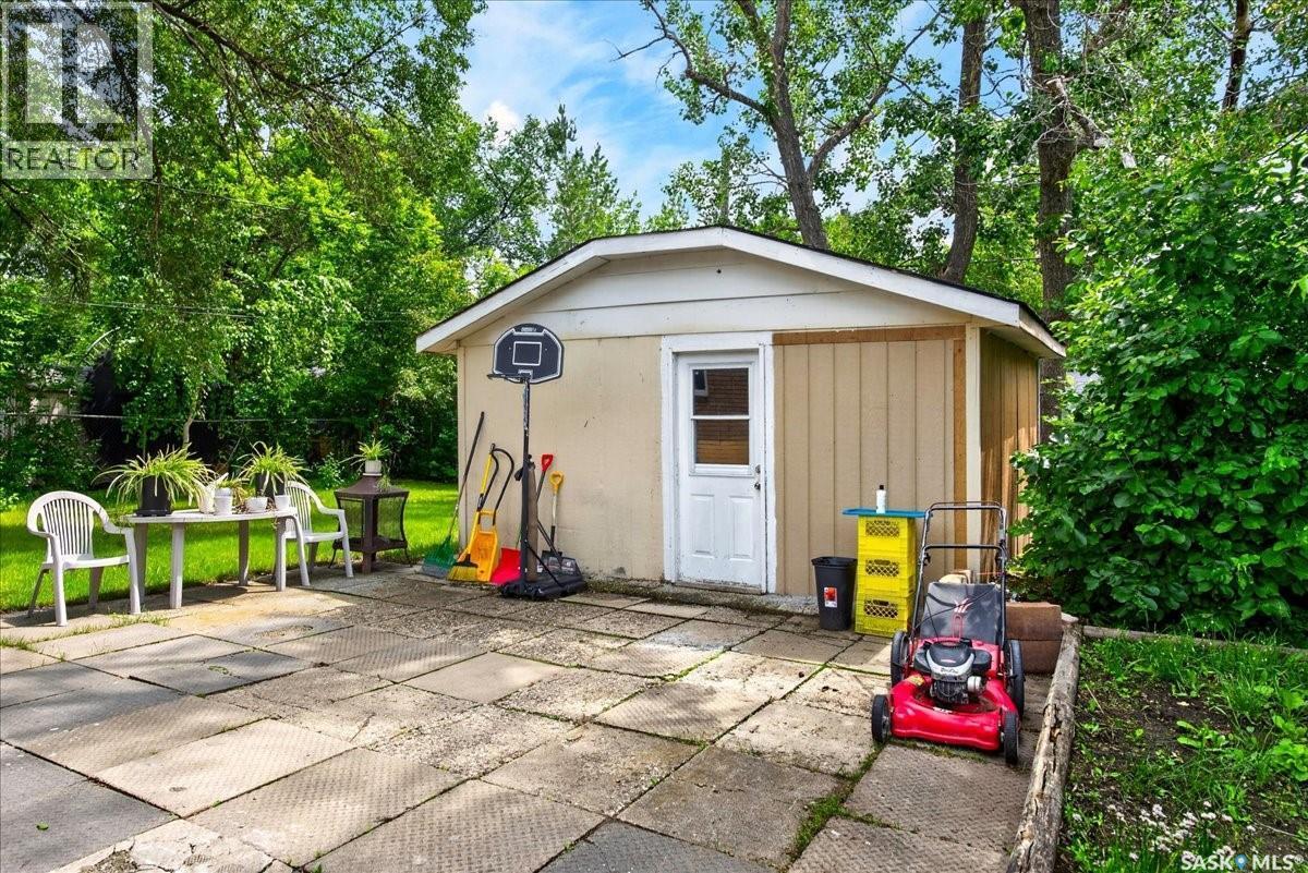 1837 Grant Drive, Regina, SK