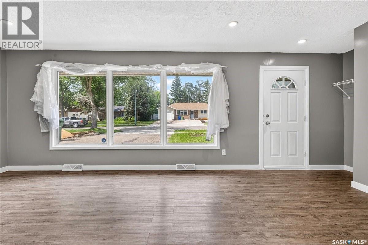 1837 Grant Drive, Regina, SK