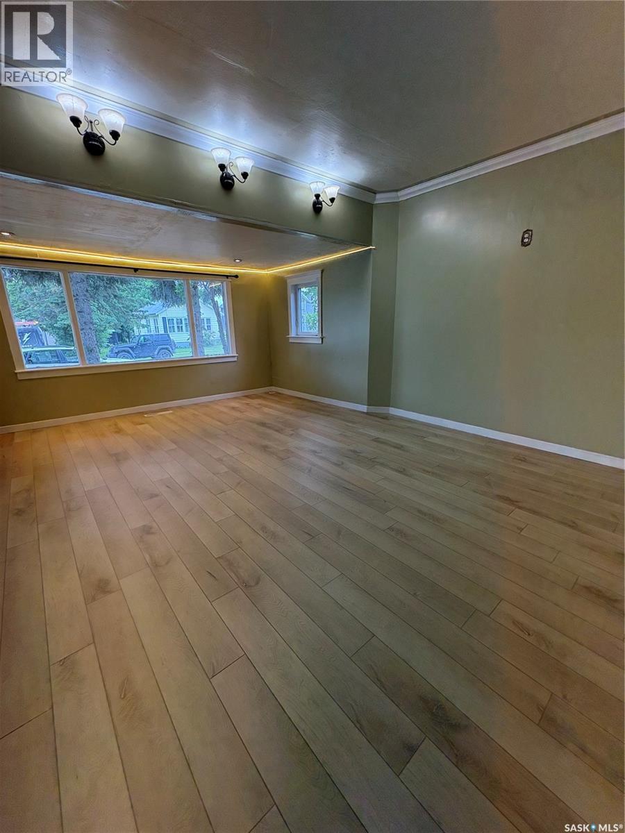 368 4Th Avenue E, Melville, SK