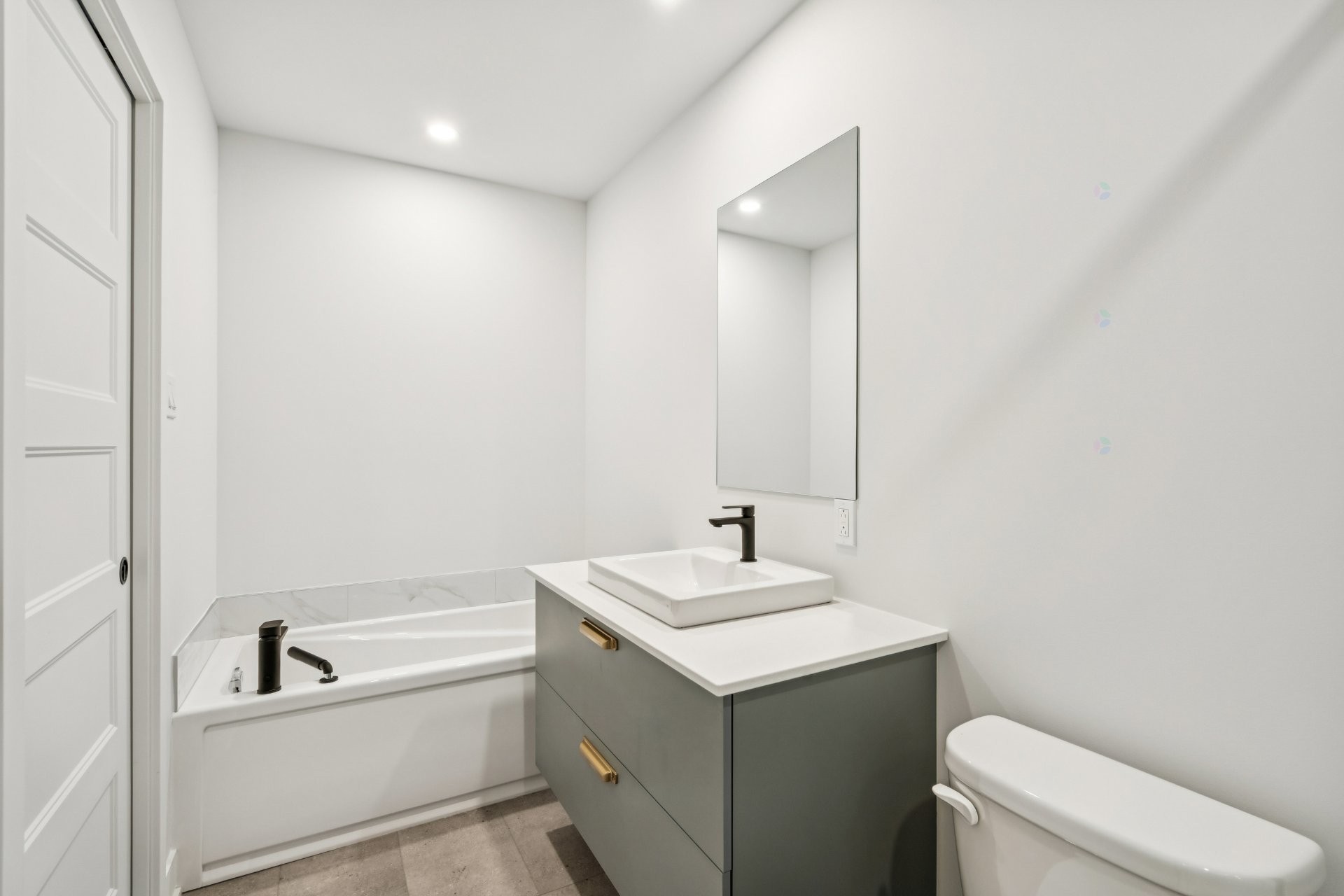 Salle de bains - C-673 Ch. Rhéaume, Saint-Michel, QC