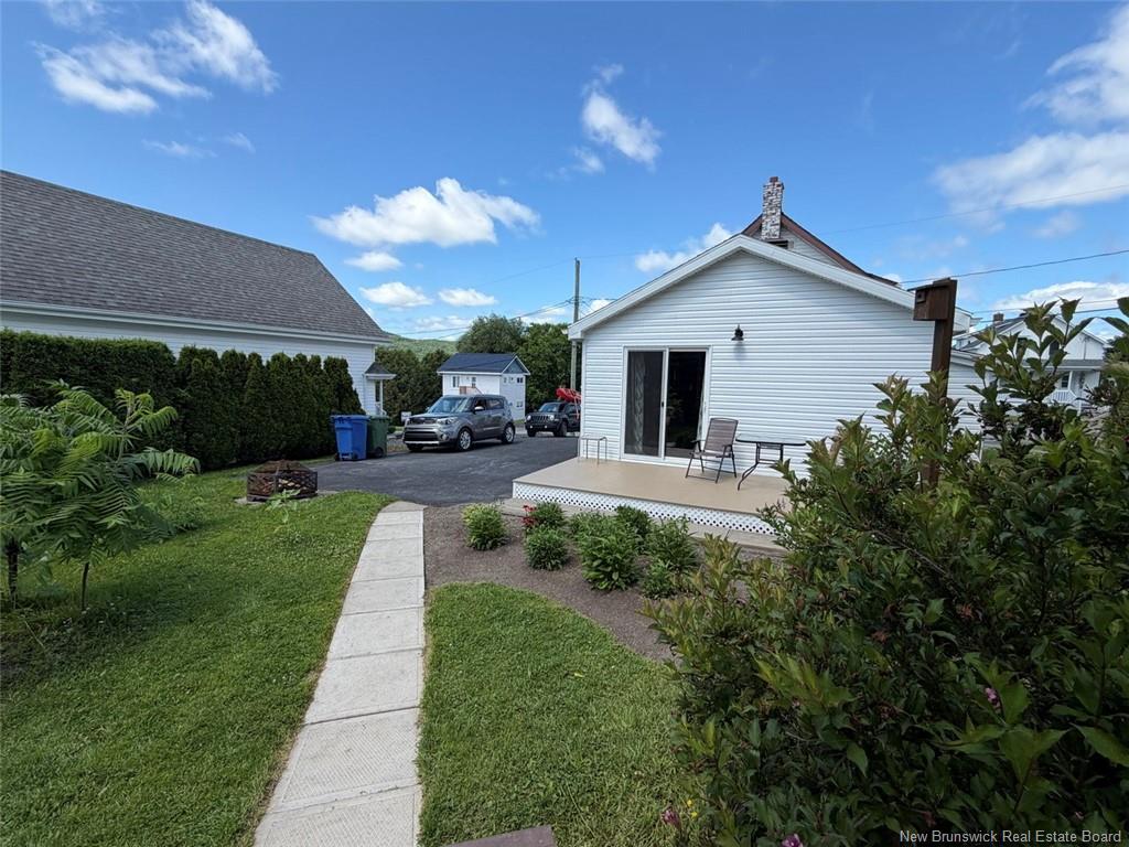 63 42E Ave, Edmundston, NB
