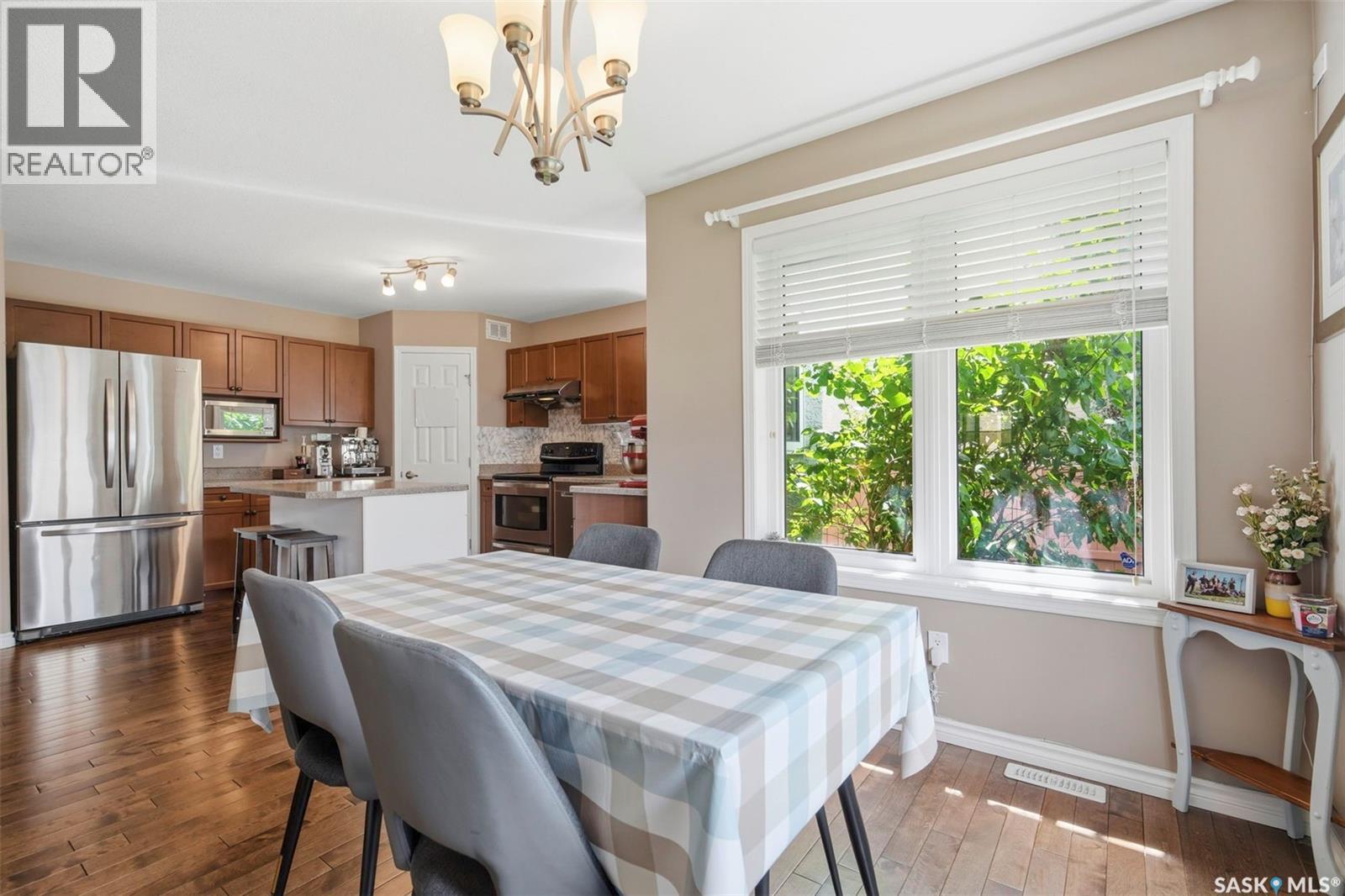 110 Robertson Cove, Saskatoon, SK