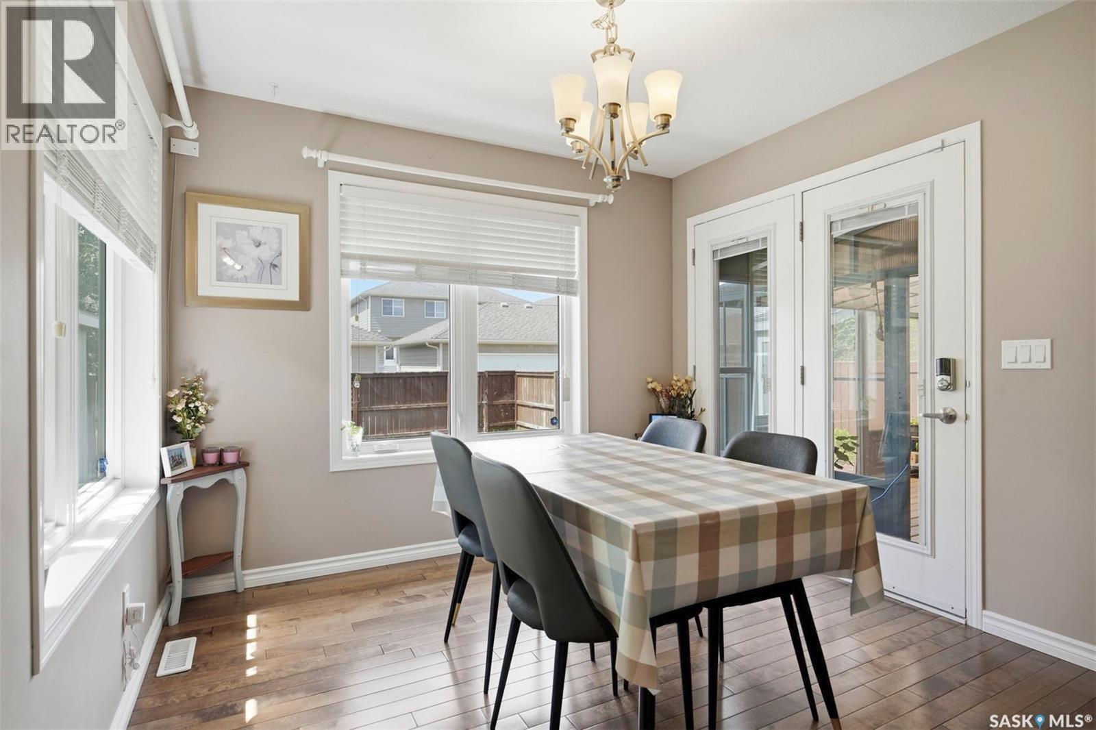110 Robertson Cove, Saskatoon, SK