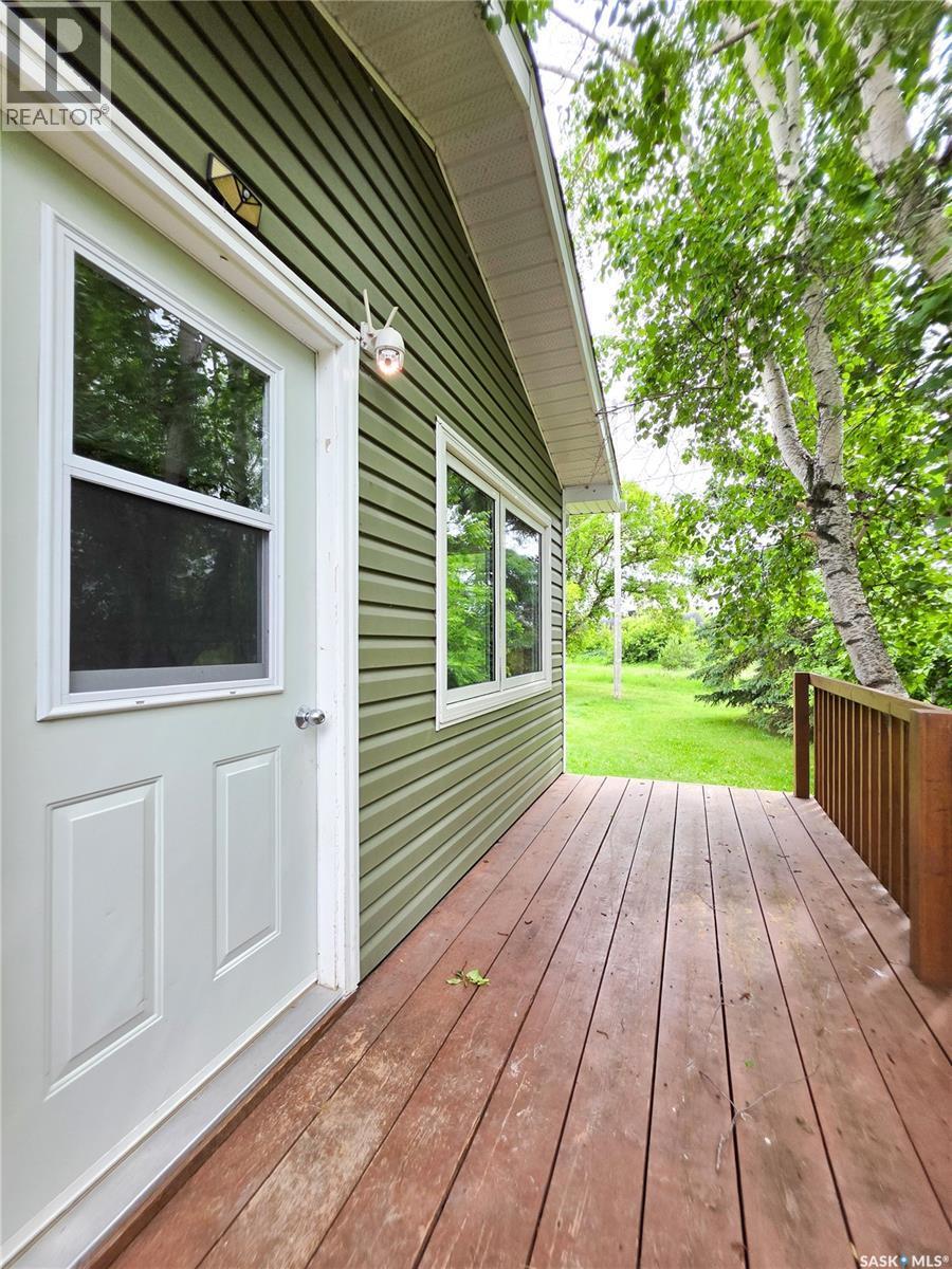121 1St Avenue Ne, Ituna, SK