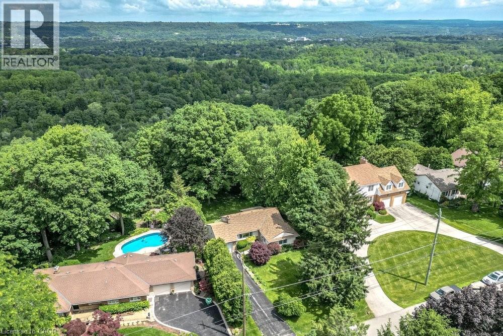 803 Montgomery Drive, Ancaster, ON