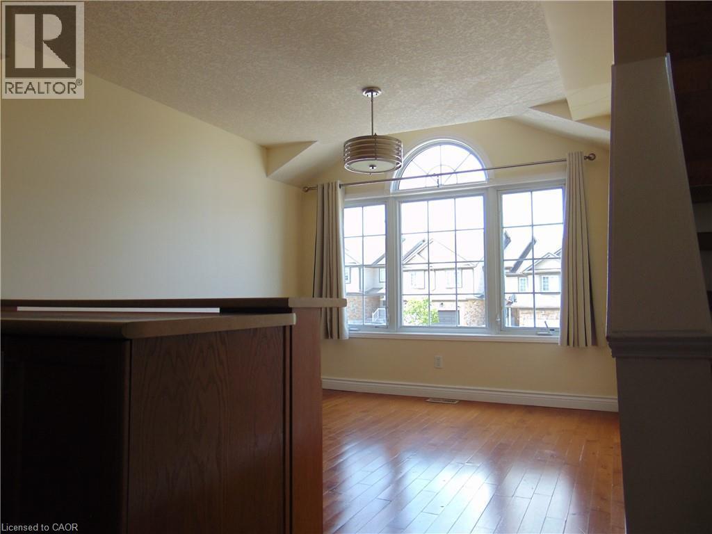 214 Snowdrop Crescent, Kitchener, ON