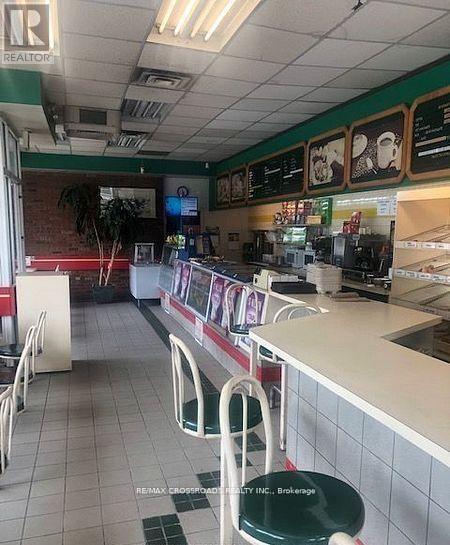2100 Dundas Street E, Mississauga, ON