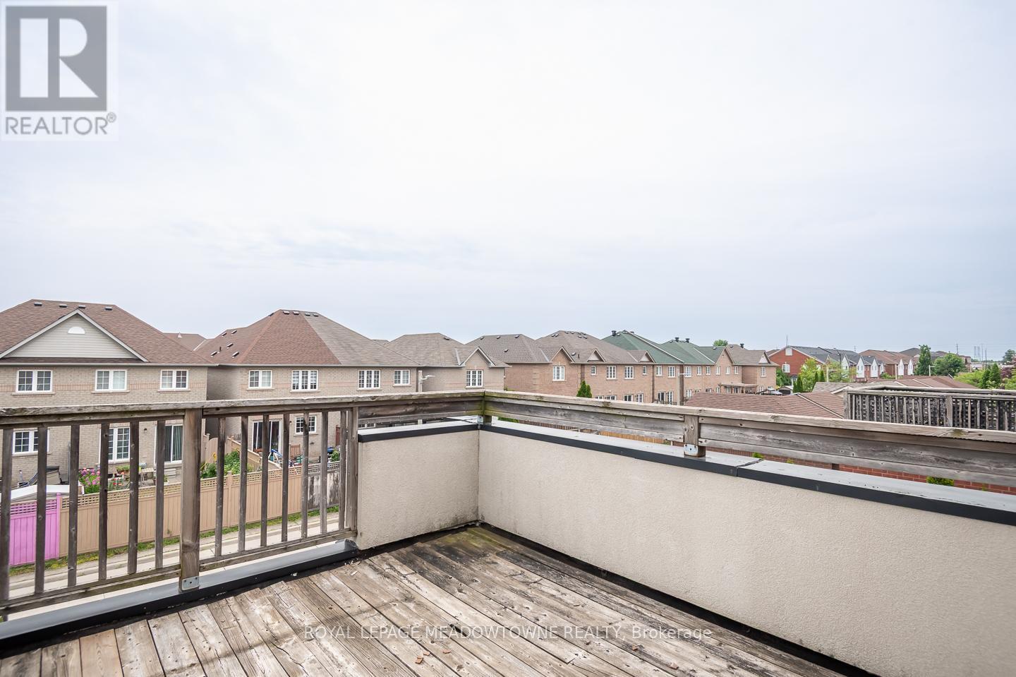 10 by 12 rooftop patio off primary - 3486 Eglinton Avenue W, Mississauga, ON