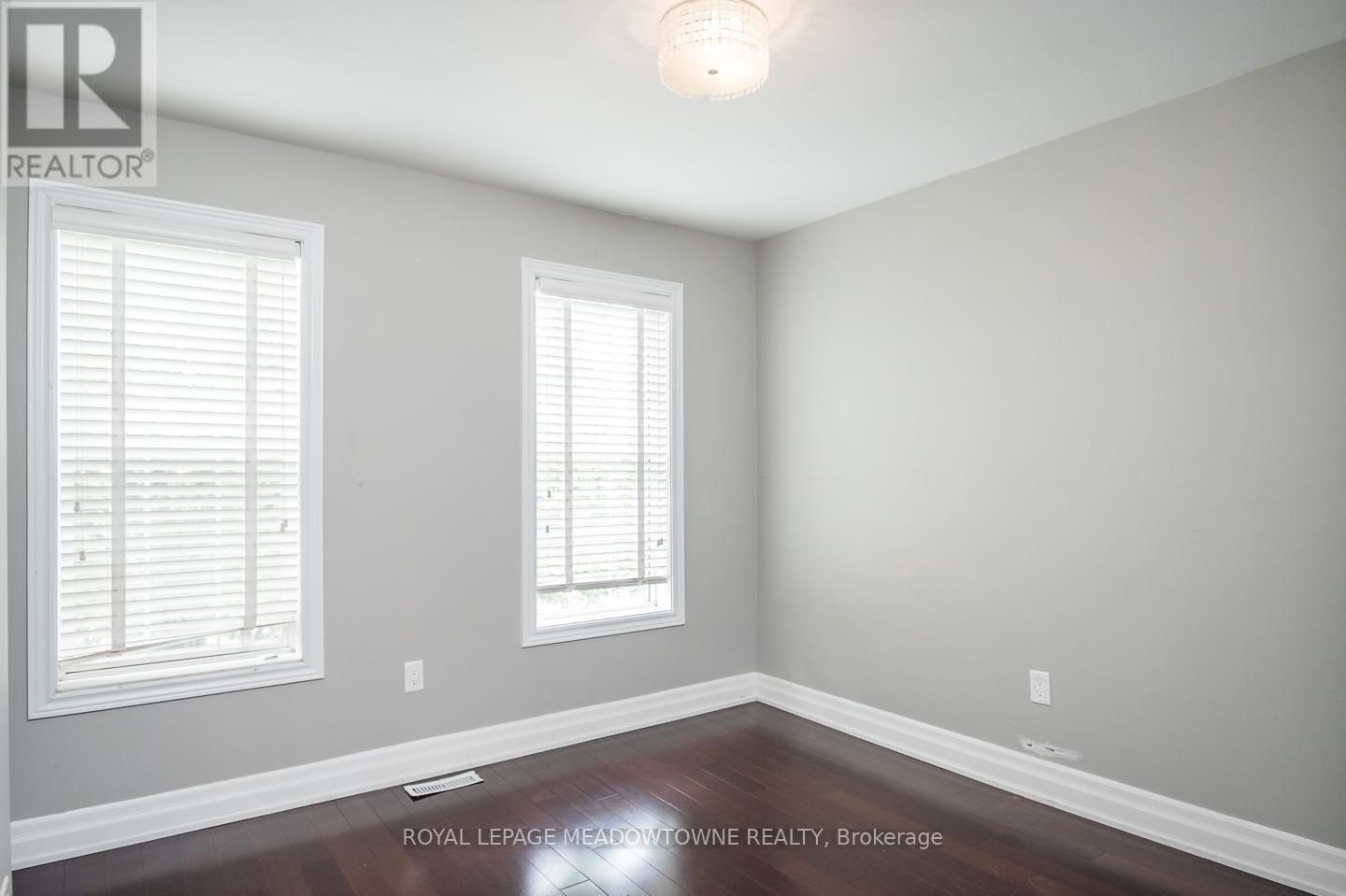 2 good size additional bedrooms - 3486 Eglinton Avenue W, Mississauga, ON