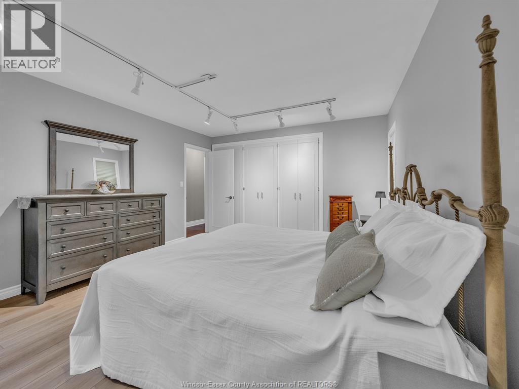 7 Longbeach Drive, Leamington, ON