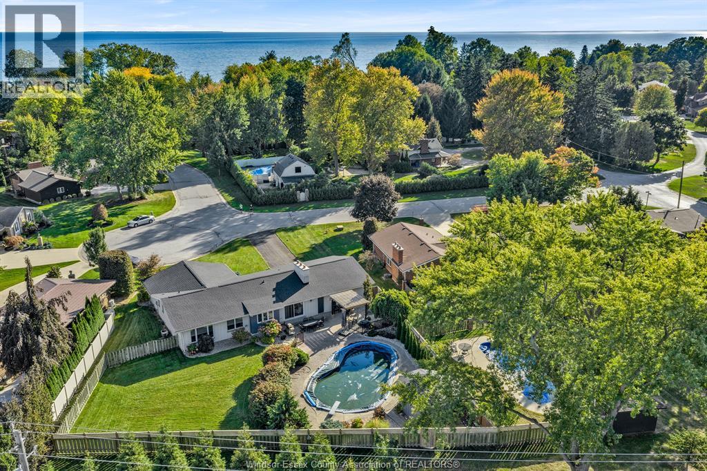 7 Longbeach Drive, Leamington, ON