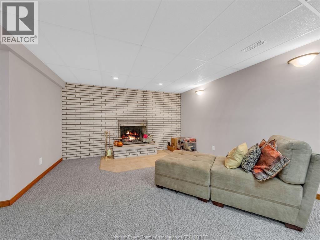7 Longbeach Drive, Leamington, ON
