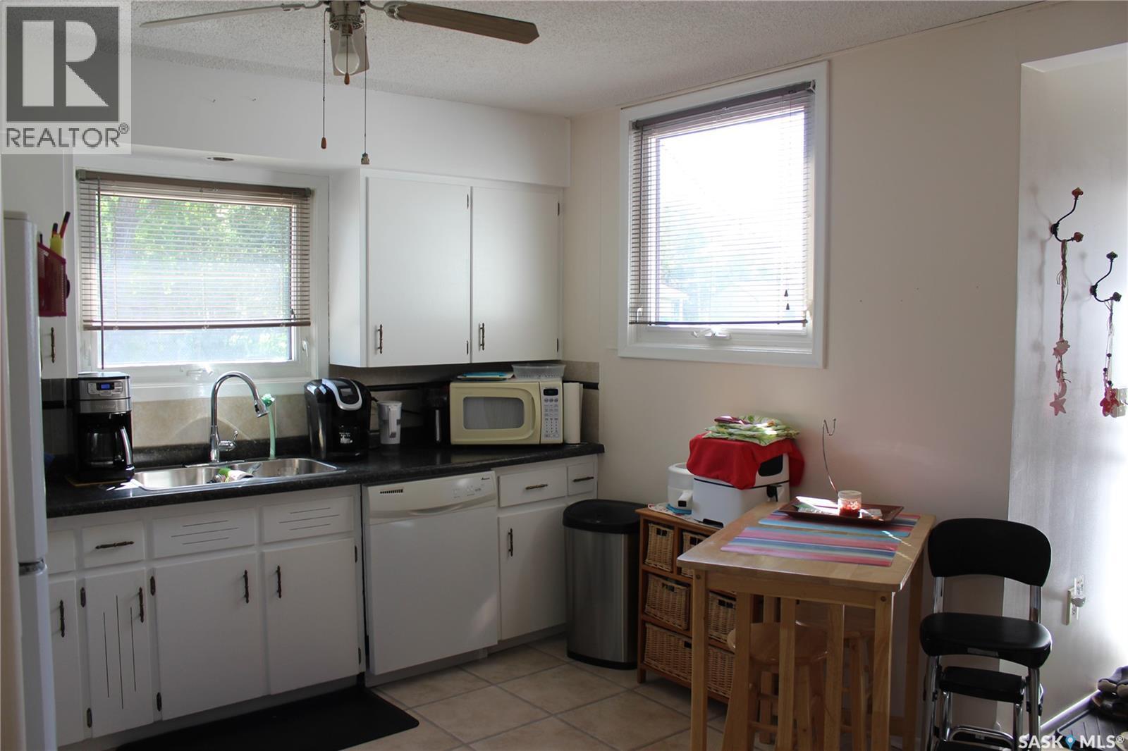 213 Westman Street, Midale, SK
