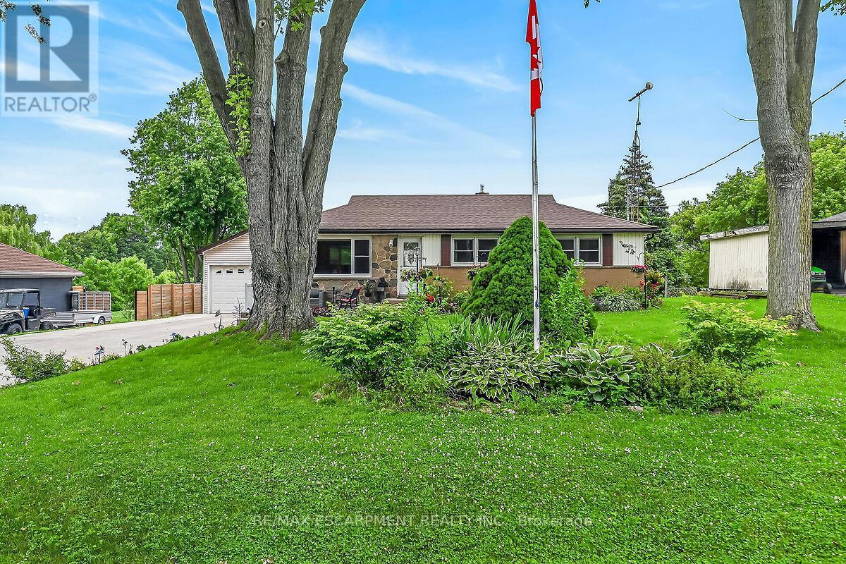 7344 Dickenson Road E, Hamilton, ON