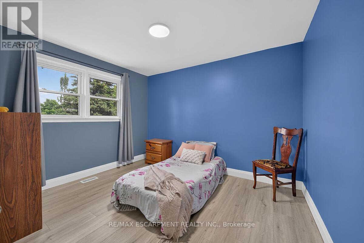7344 Dickenson Road E, Hamilton, ON