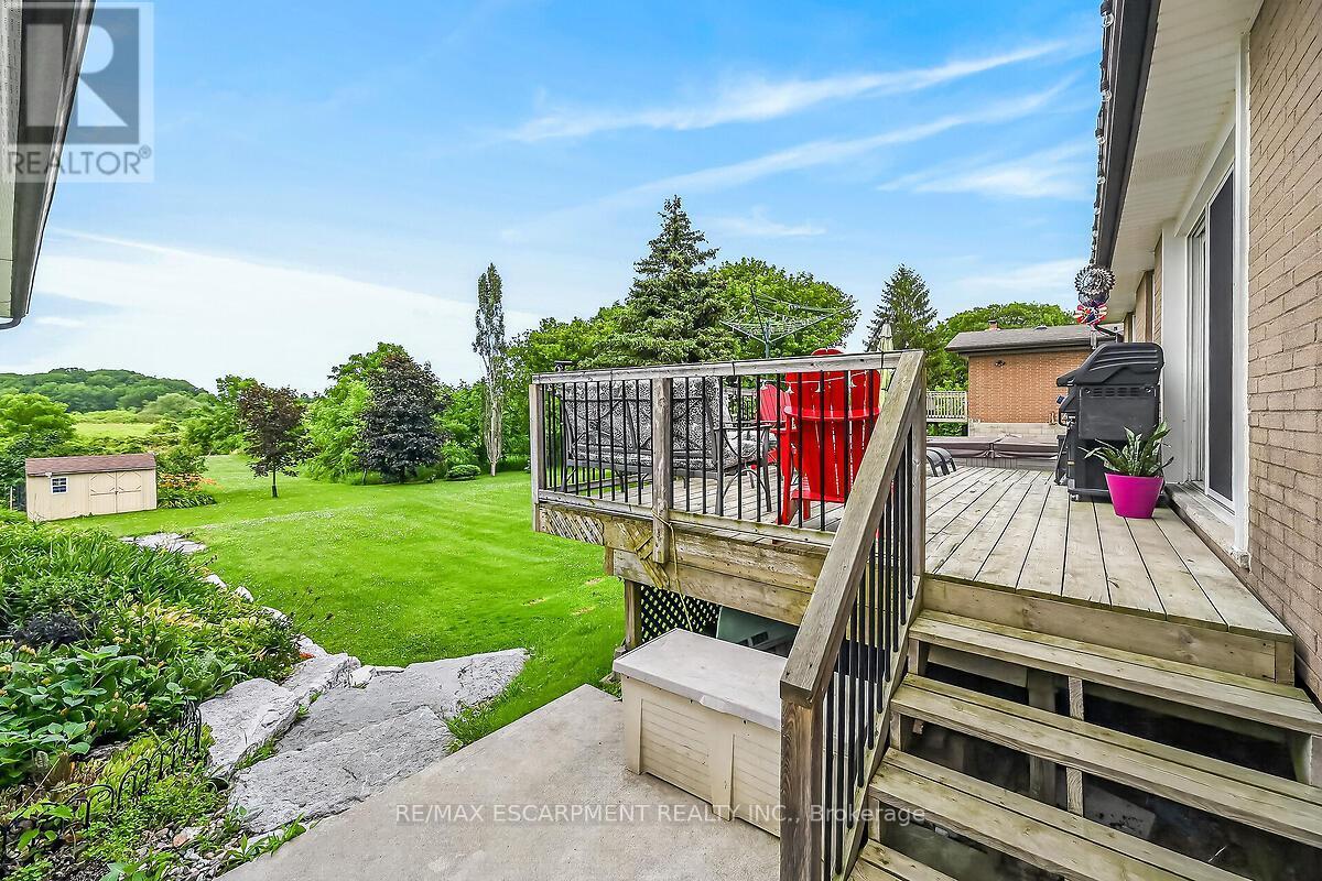 7344 Dickenson Road E, Hamilton, ON