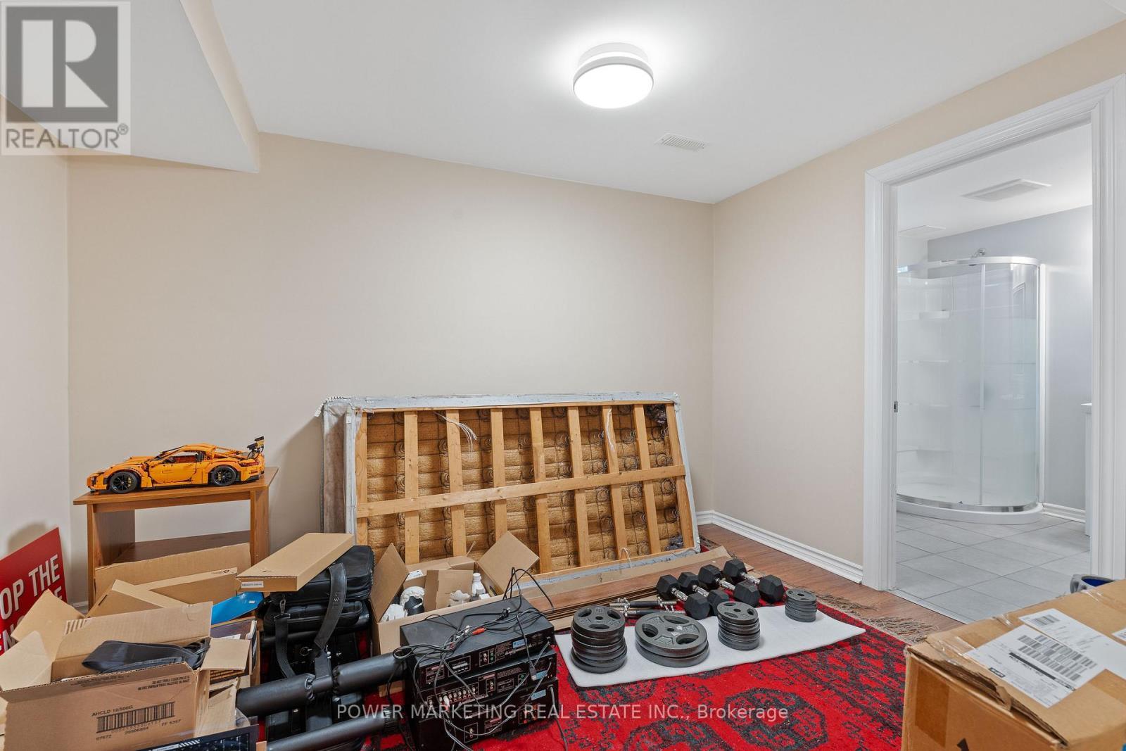 1552 Blohm Drive, Ottawa, ON