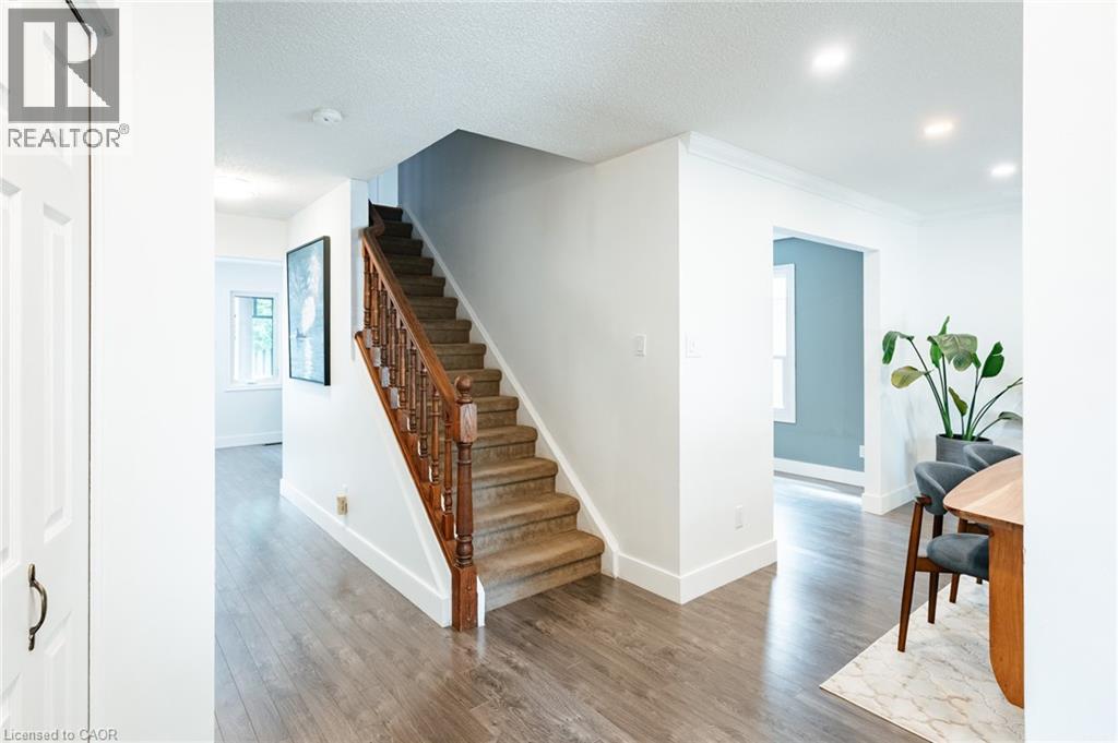 277 Canterbury Drive, Waterloo, ON