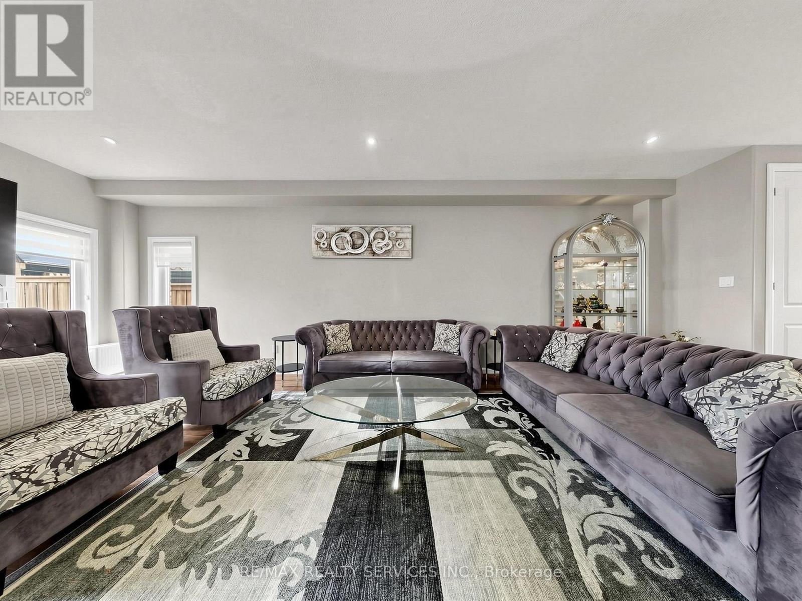 291 Hardcastle Drive, Cambridge, ON