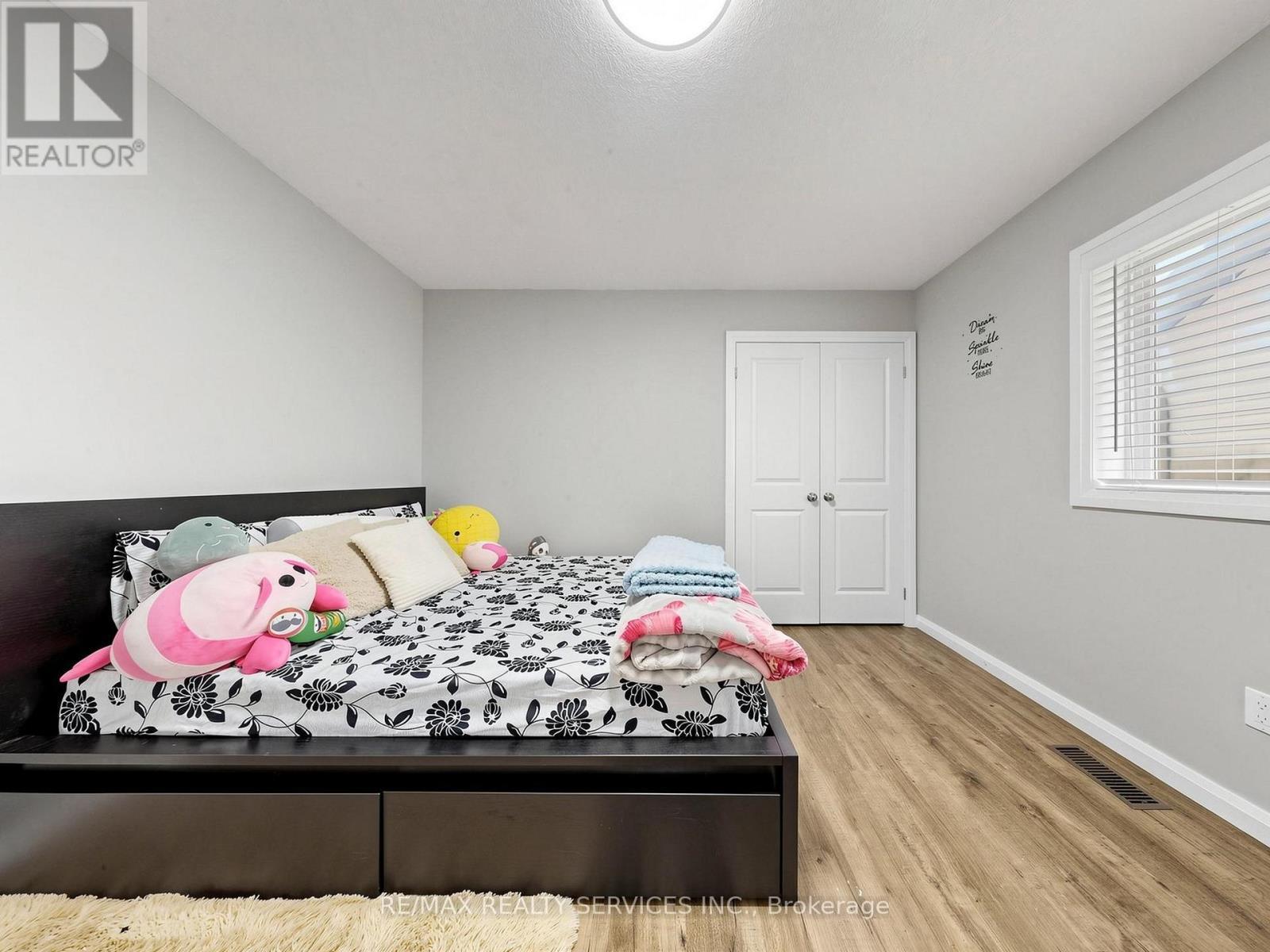 291 Hardcastle Drive, Cambridge, ON