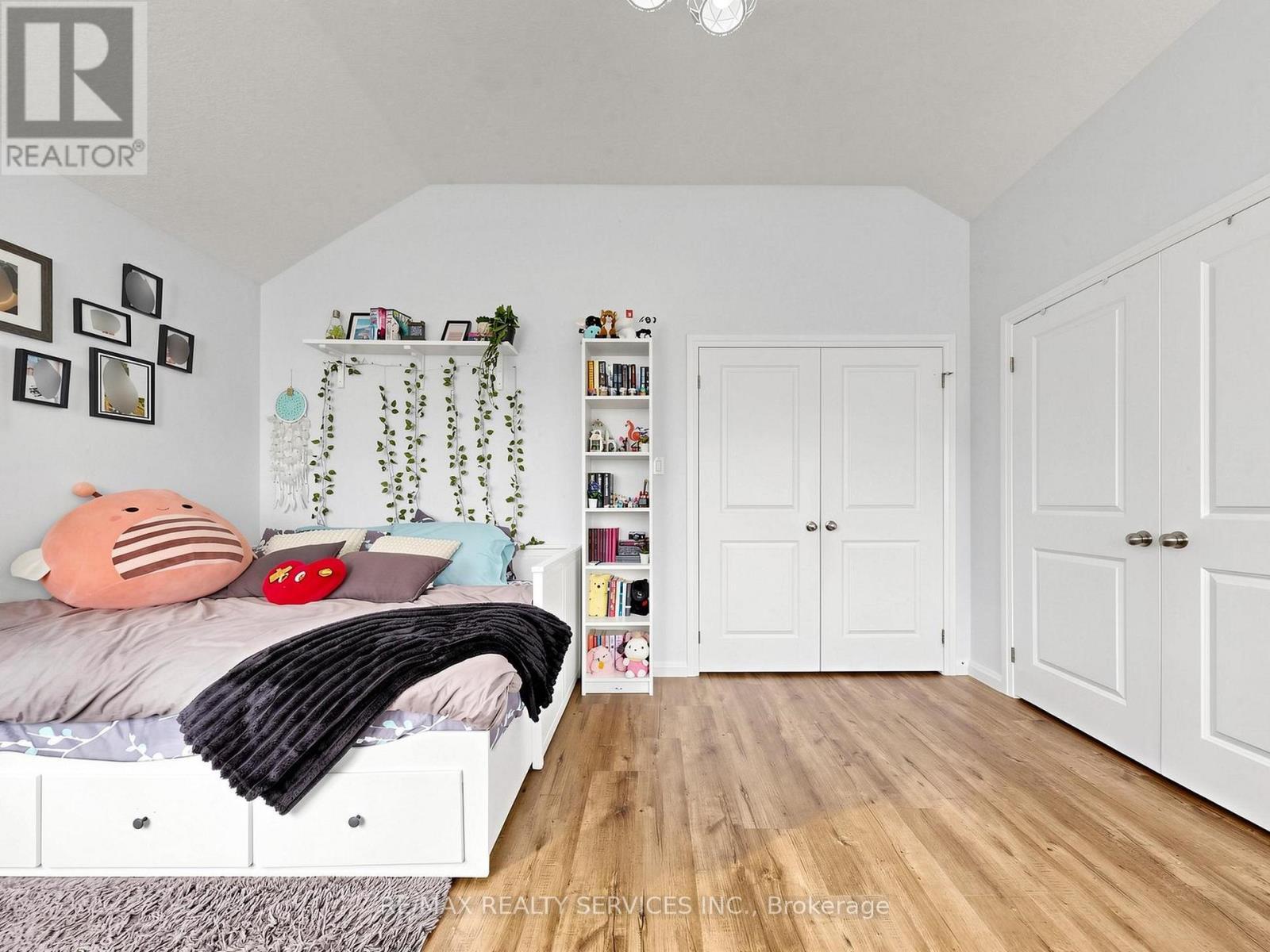 291 Hardcastle Drive, Cambridge, ON
