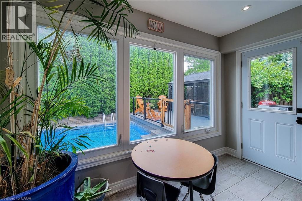 29 Woodside Square, Fonthill, ON - Indoor Photo Showing Other Room