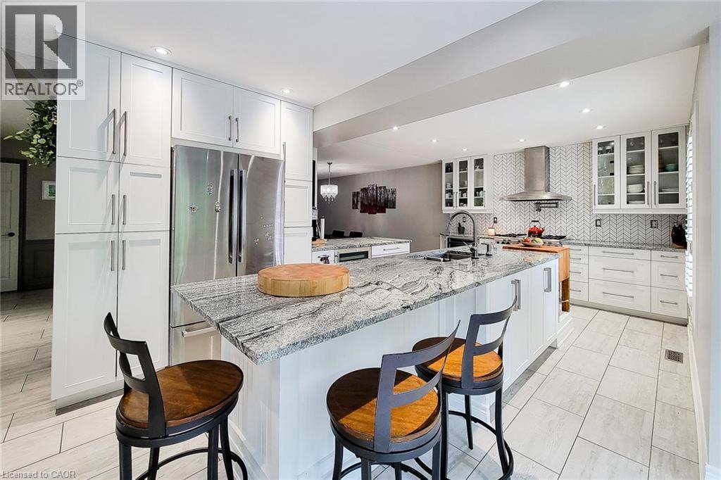 Kitchen - 29 Woodside Square, Fonthill, ON - Indoor Photo Showing Other Room