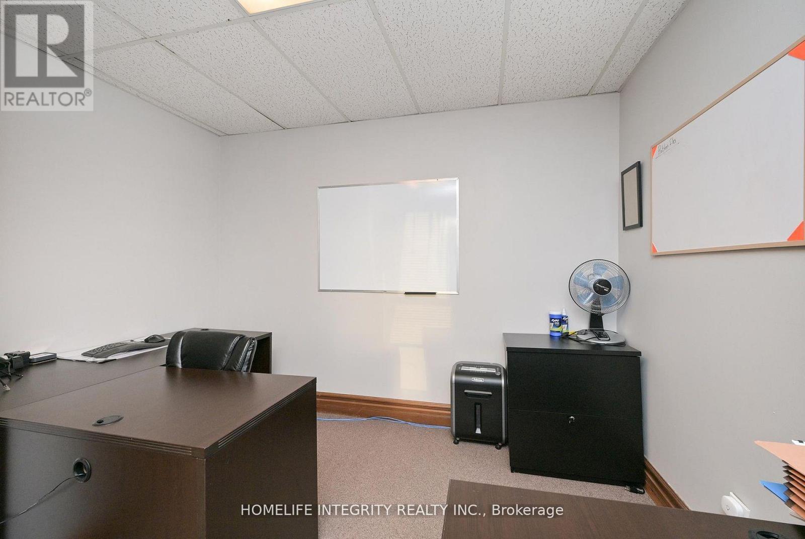 25 Berczy Street, Barrie, ON