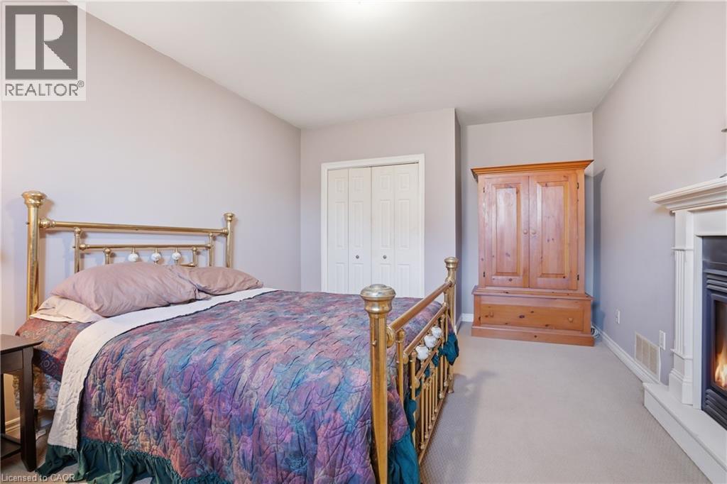 9 Pace Avenue, Brantford, ON - Indoor Photo Showing Bedroom