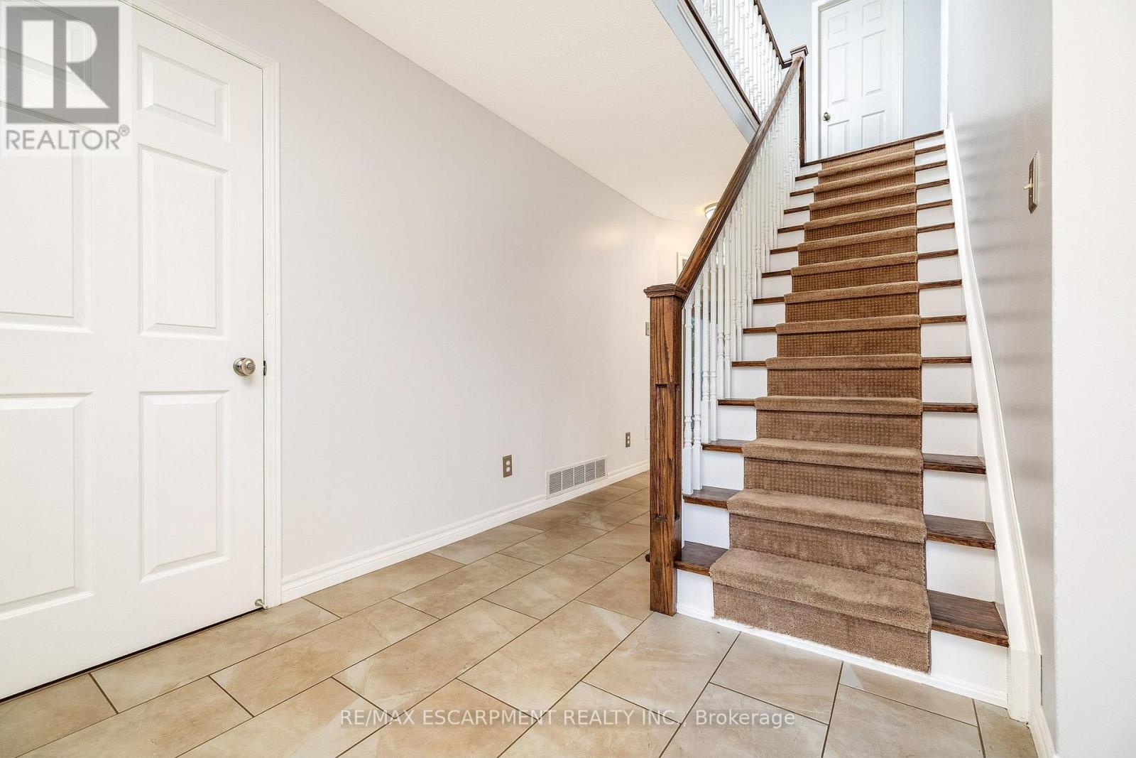 6198 Saltmarsh Court, Mississauga, ON