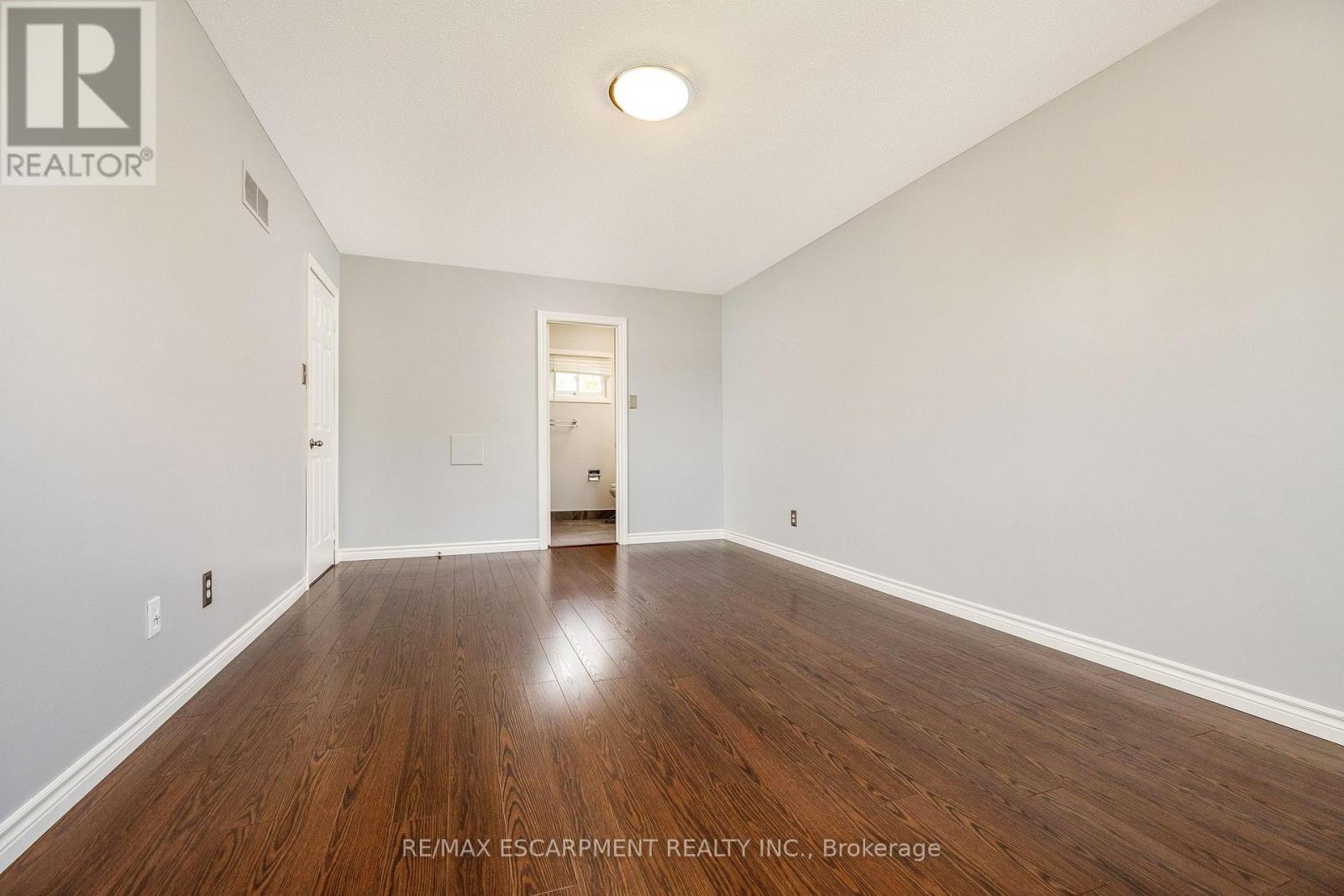 6198 Saltmarsh Court, Mississauga, ON