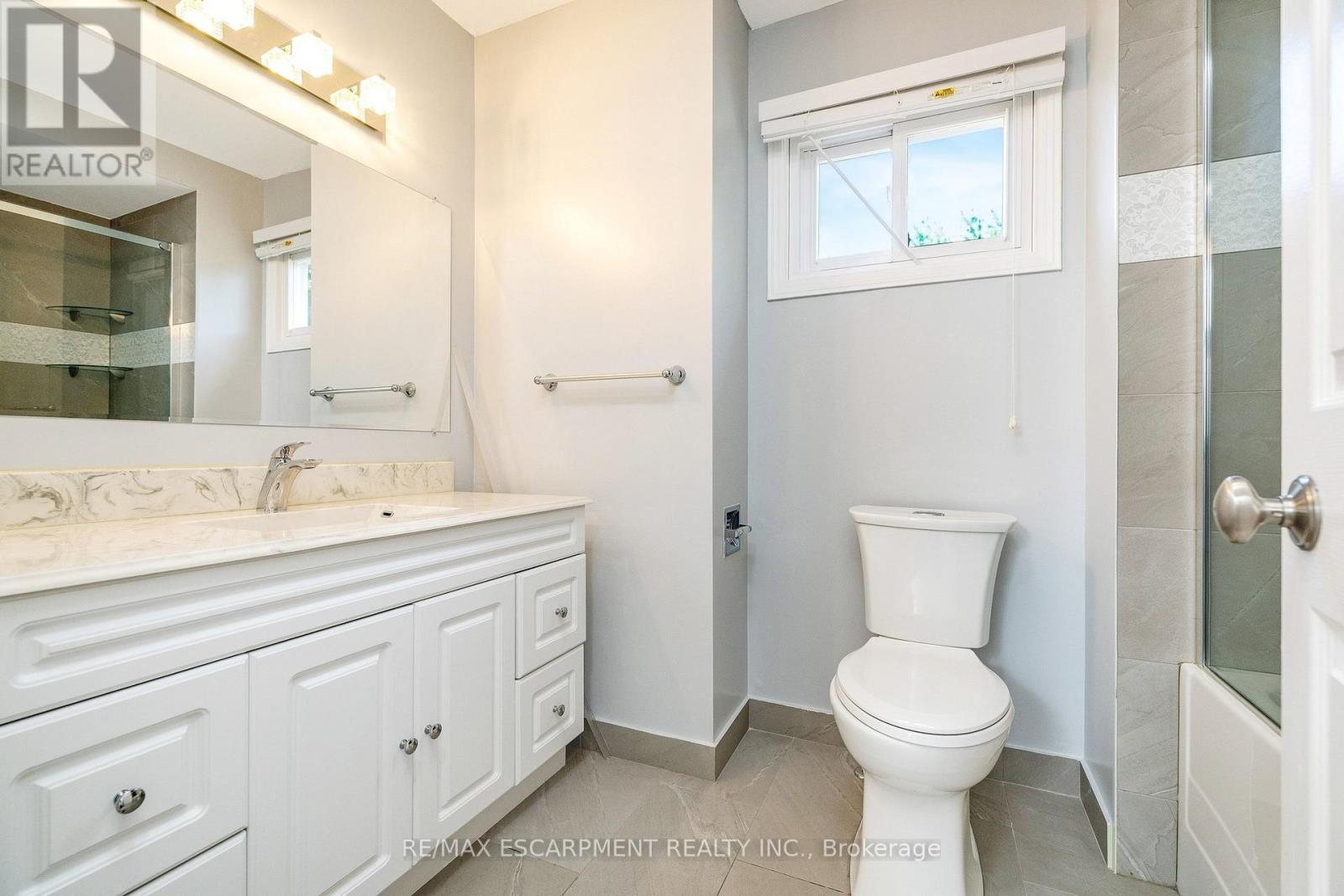 6198 Saltmarsh Court, Mississauga, ON