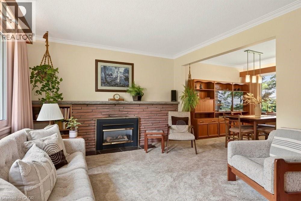 803 Montgomery Drive, Ancaster, ON - Indoor Photo Showing Living Room With Fireplace