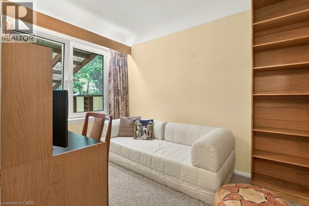 803 Montgomery Drive, Ancaster, ON - Indoor Photo Showing Other Room