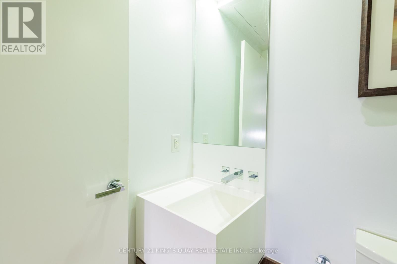 1708 - 1 Bloor Street E, Toronto, ON