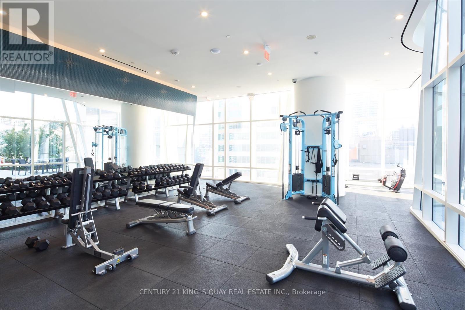 1708 - 1 Bloor Street E, Toronto, ON