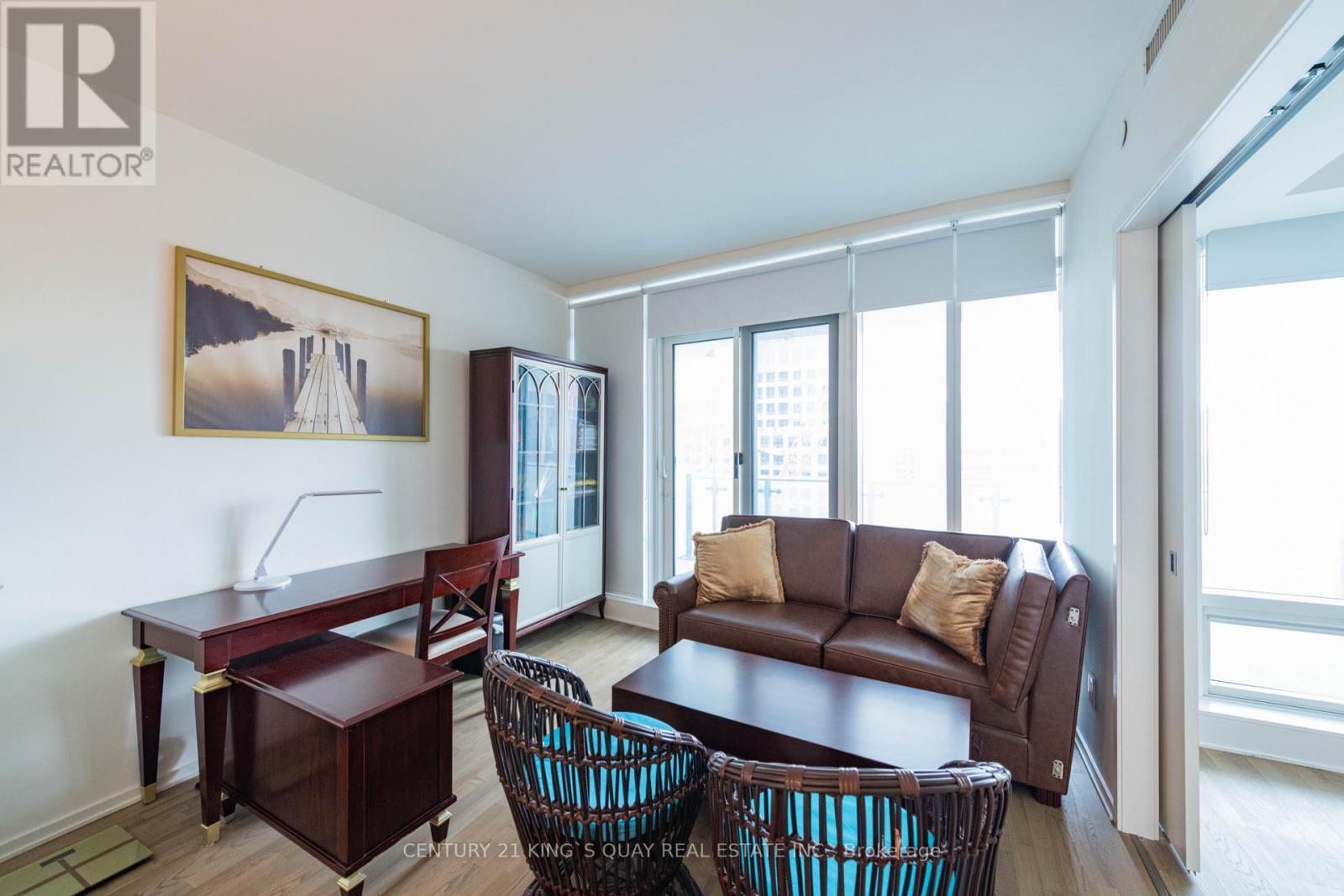 1708 - 1 Bloor Street E, Toronto, ON