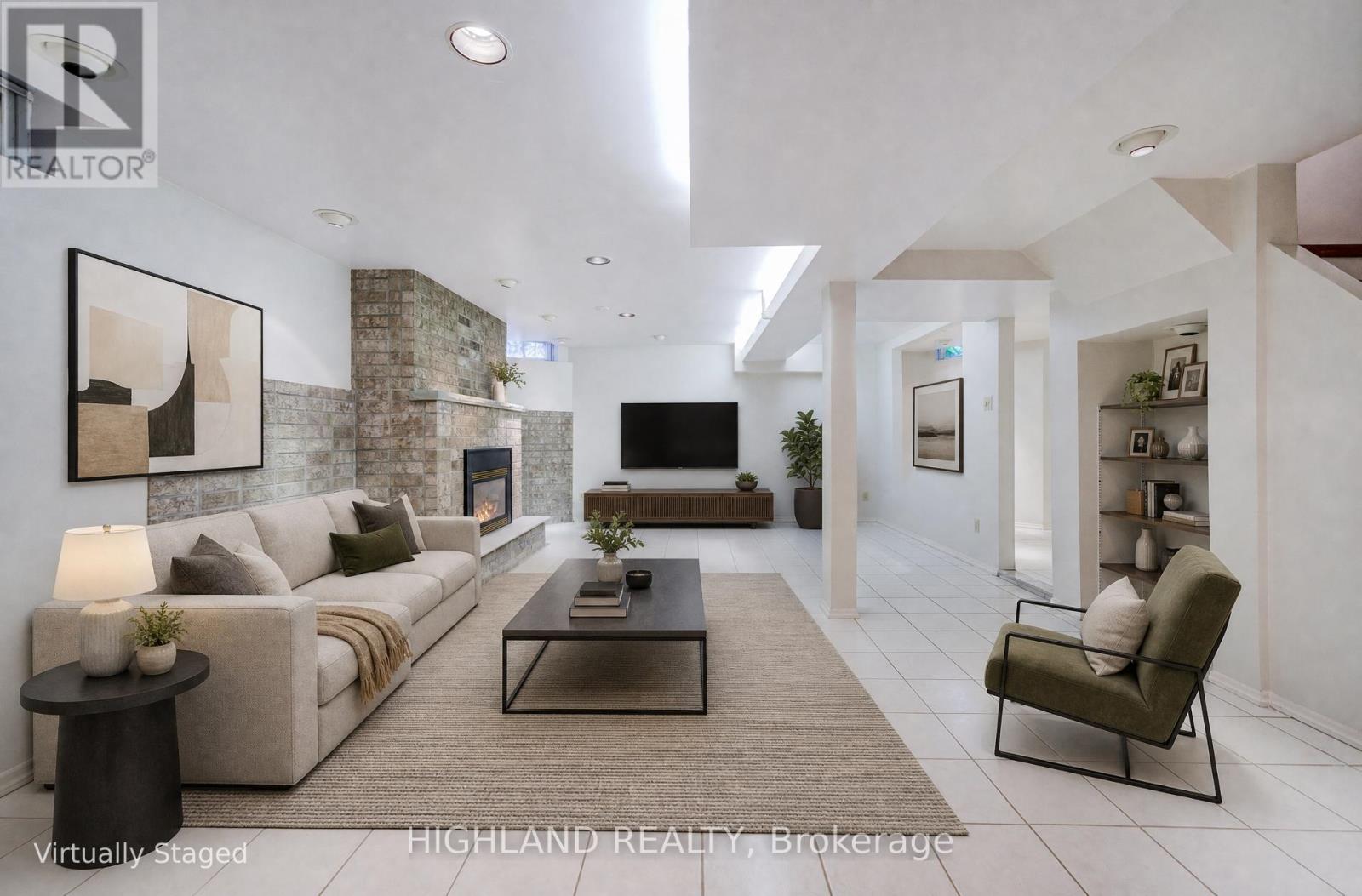 4369 Spinningdale Court, Mississauga, ON
