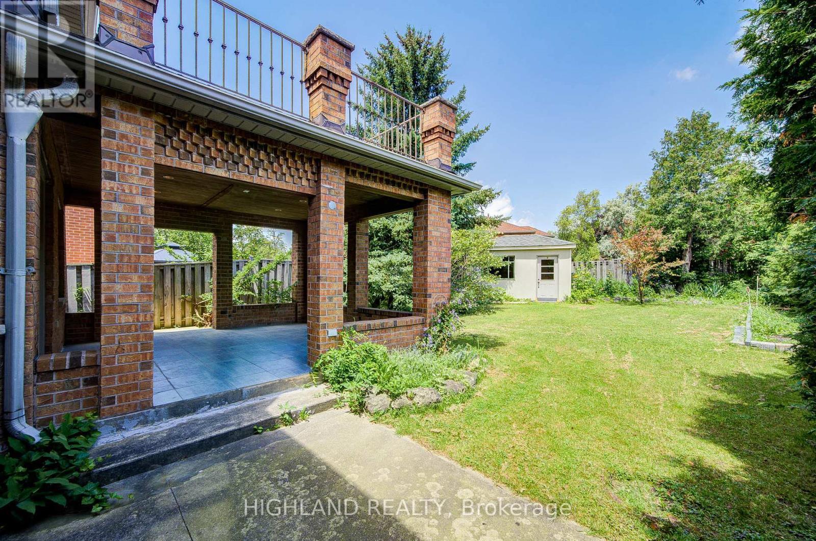 4369 Spinningdale Court, Mississauga, ON