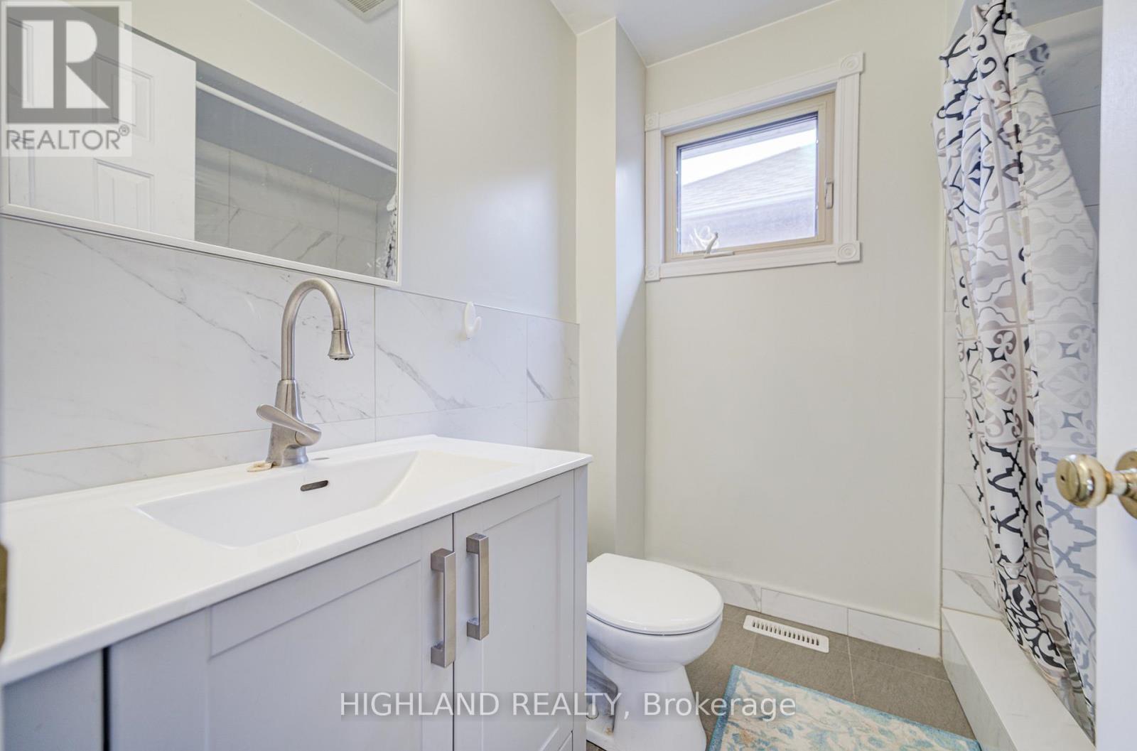4369 Spinningdale Court, Mississauga, ON