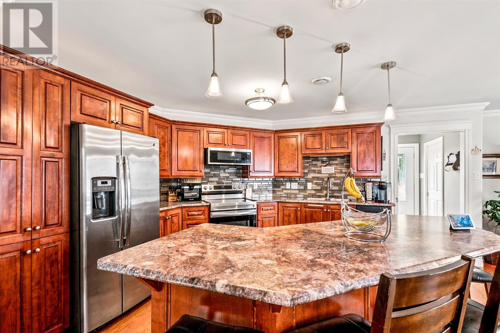 14 Castle Bridge Drive, St. John'S, NL