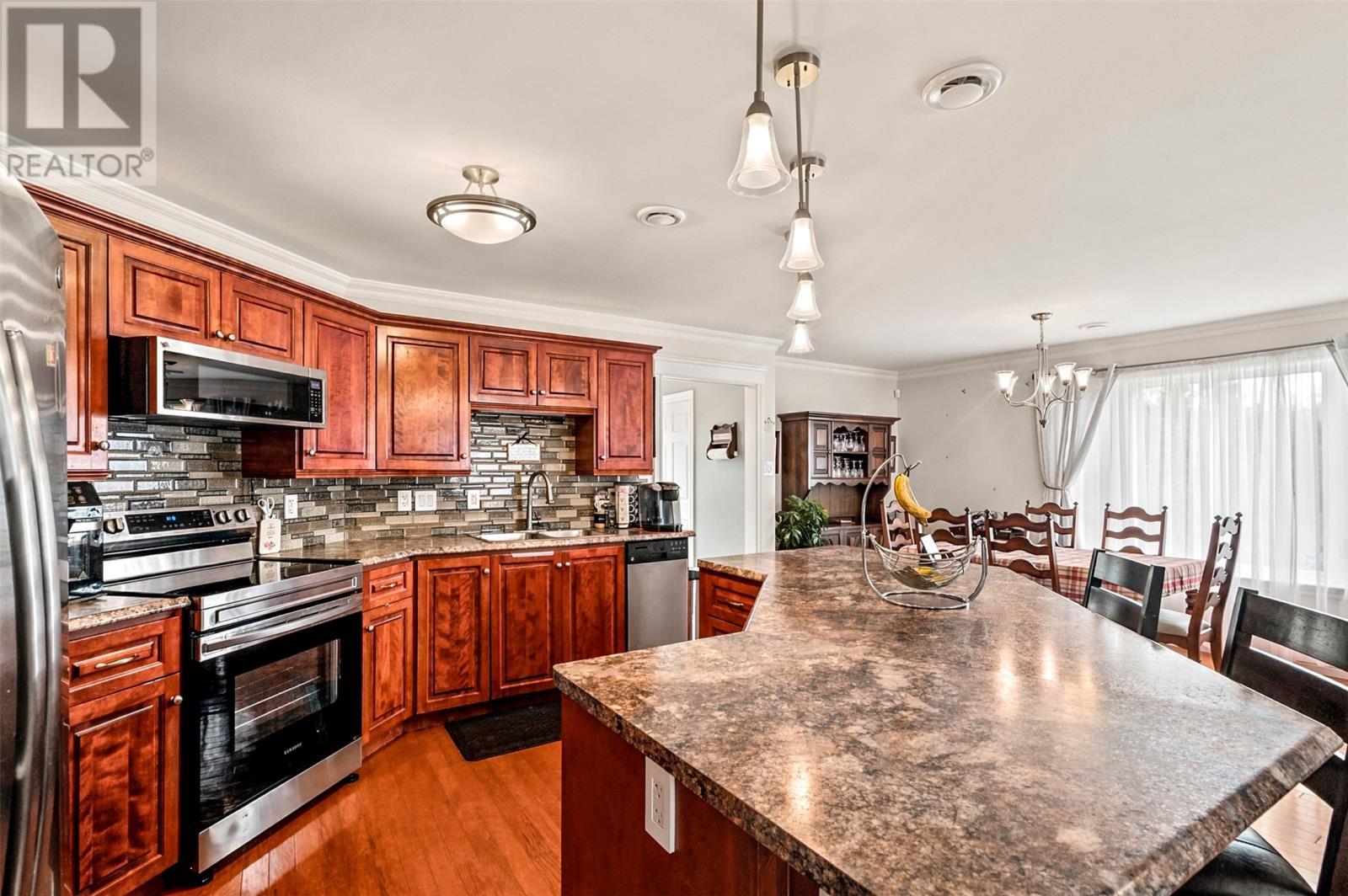 14 Castle Bridge Drive, St. John'S, NL