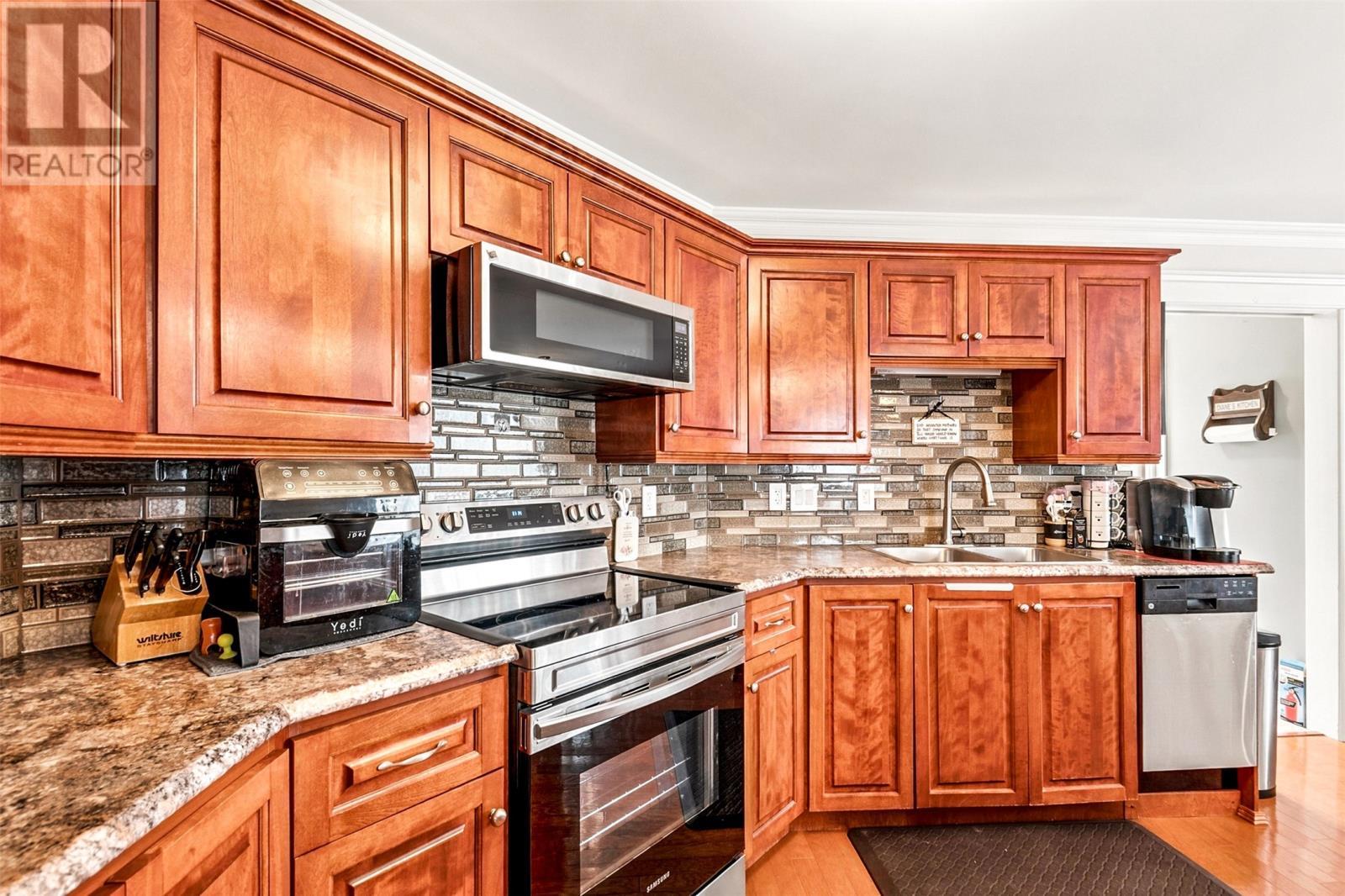 14 Castle Bridge Drive, St. John'S, NL