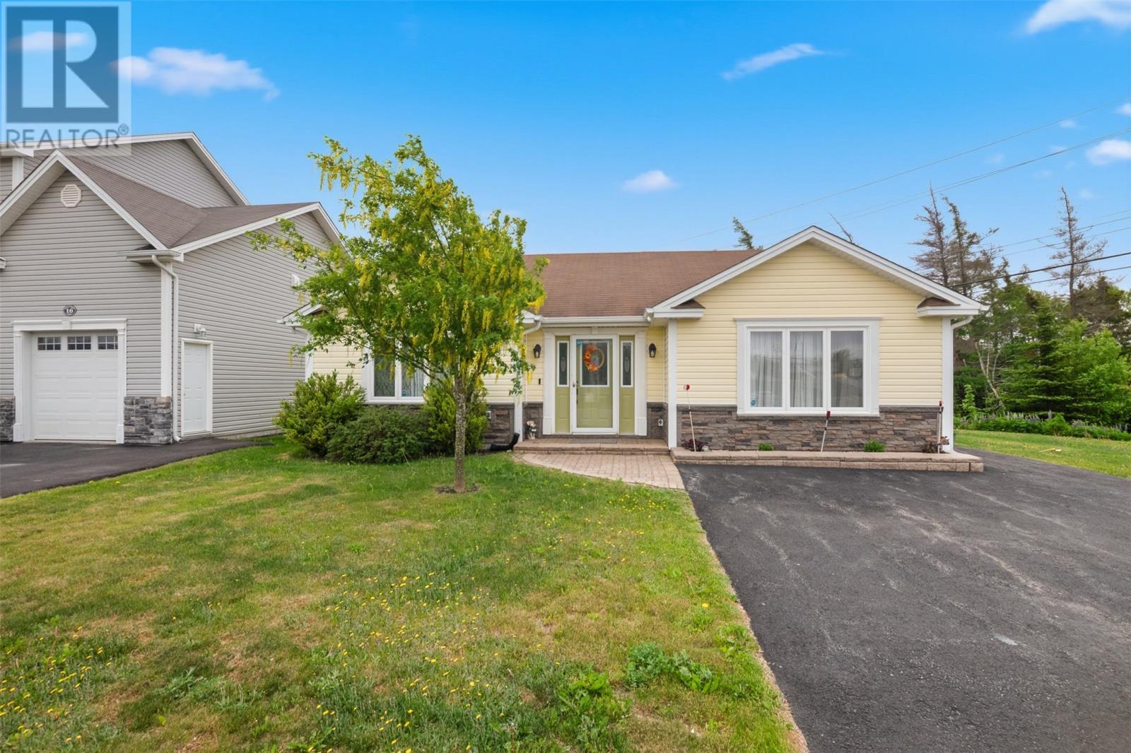 14 Castle Bridge Drive, St. John'S, NL