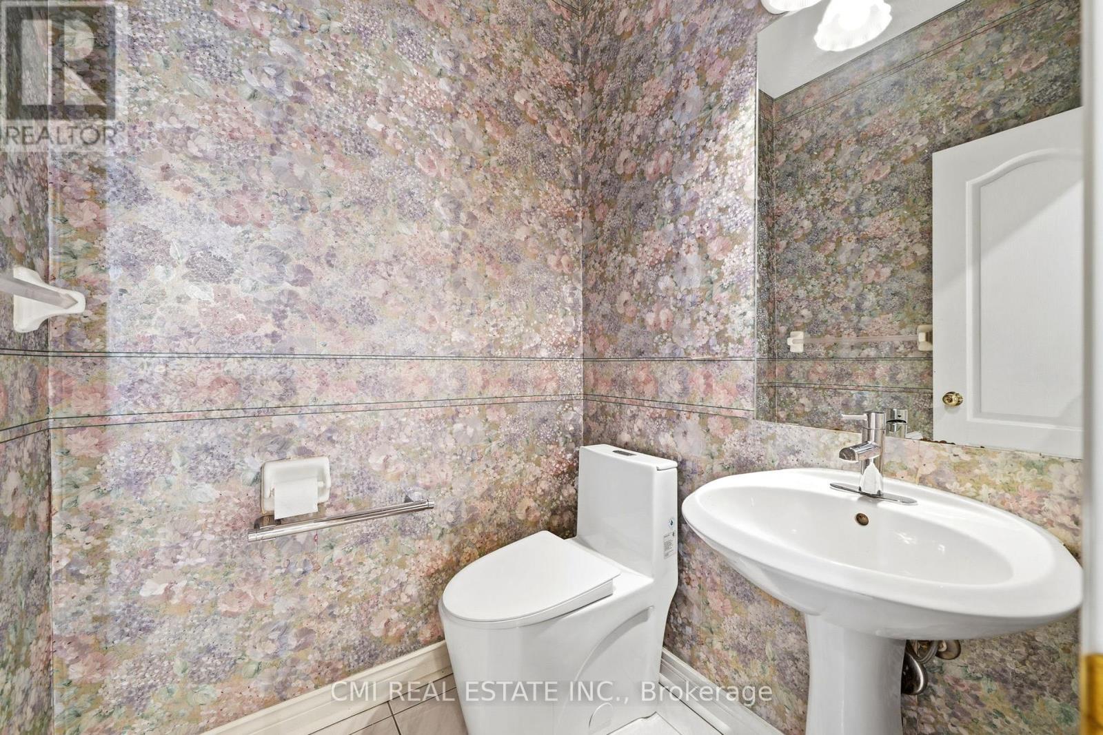 15 Treegrove Circle, Aurora, ON